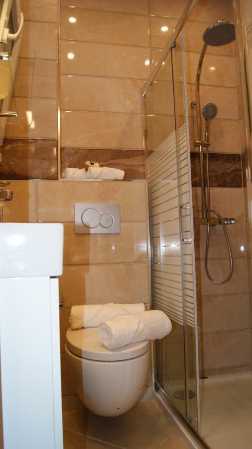Brand New Luxury Apartment เทสซาโลนิกิ ภายนอก รูปภาพ