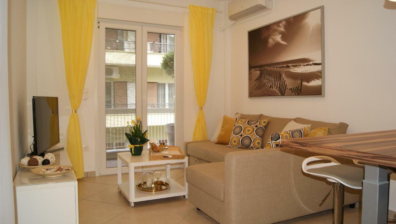 Brand New Luxury Apartment เทสซาโลนิกิ ภายนอก รูปภาพ